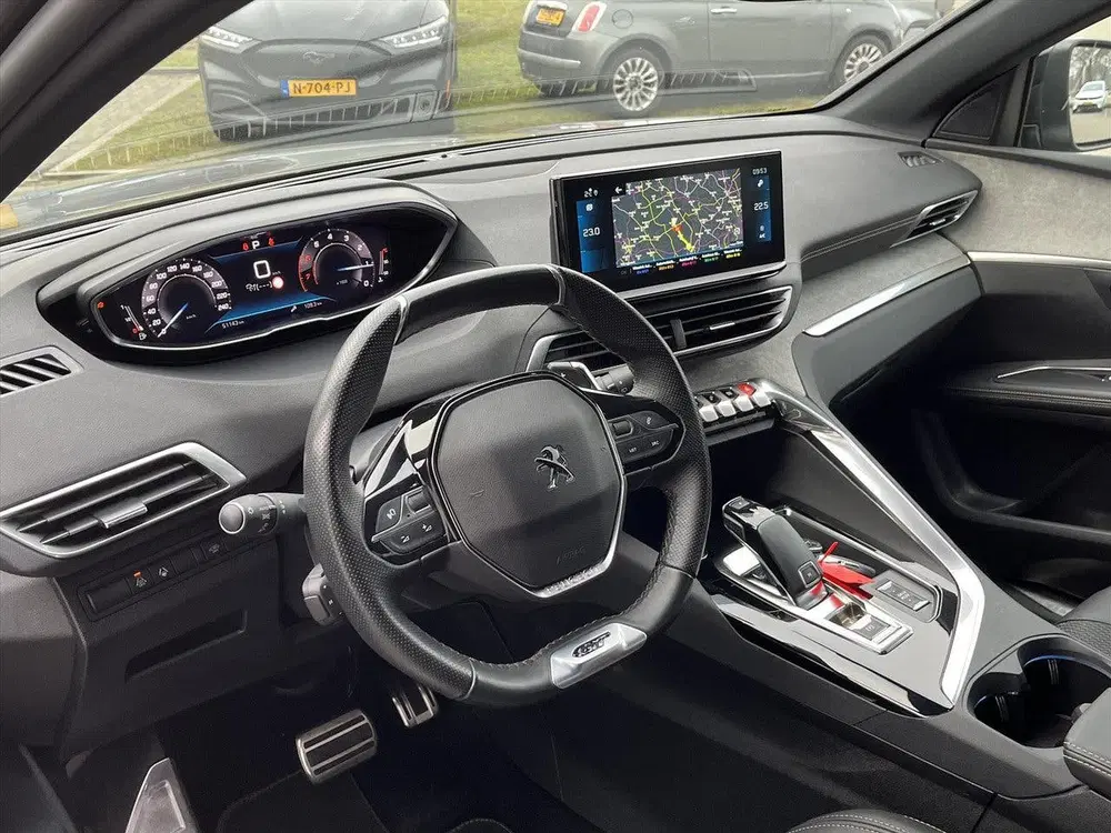 Peugeot 5008 1.2 130pk Automaat GT uit 2022, foto 6