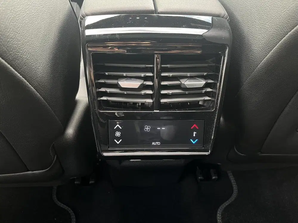 DS Automobiles DS 7 DS DS 7 1.6 E-TENSE 225PK Automaat Ligne B uit 2025, foto 20