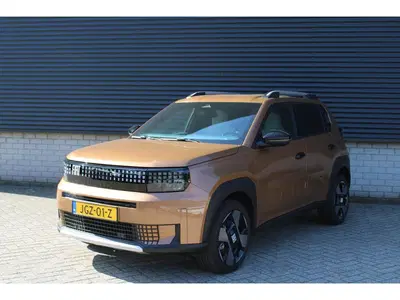 Fiat Grande Panda La Prima 11 kW 44 kWh Navigatie (bj 2025) uit 2025