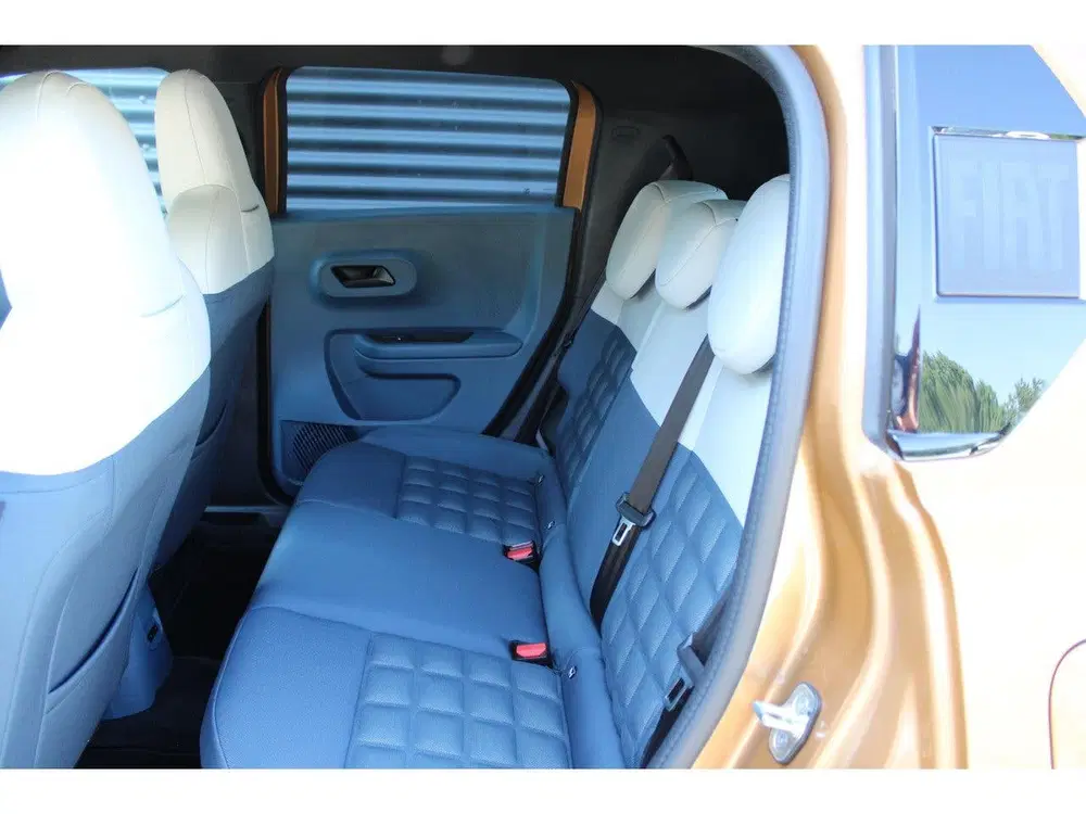 Fiat Grande Panda La Prima 11 kW 44 kWh Navigatie (bj 2025) uit 2025, foto 14