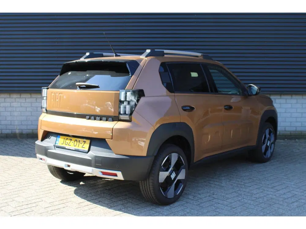 Fiat Grande Panda La Prima 11 kW 44 kWh Navigatie (bj 2025) uit 2025, foto 5