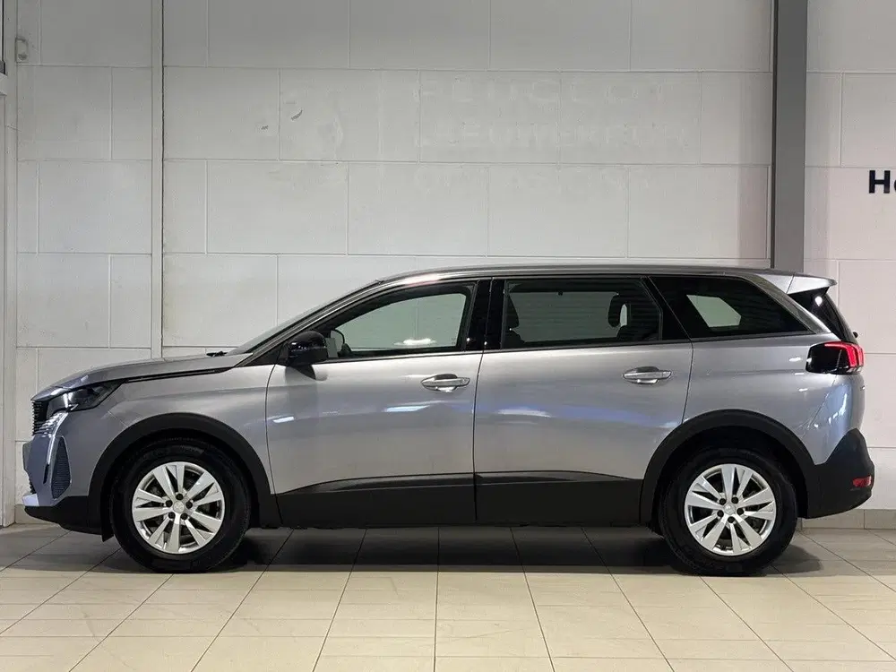 Peugeot 5008 Active Pack Business 1.2 Hybrid 145pk e-DS uit 2024, foto 5