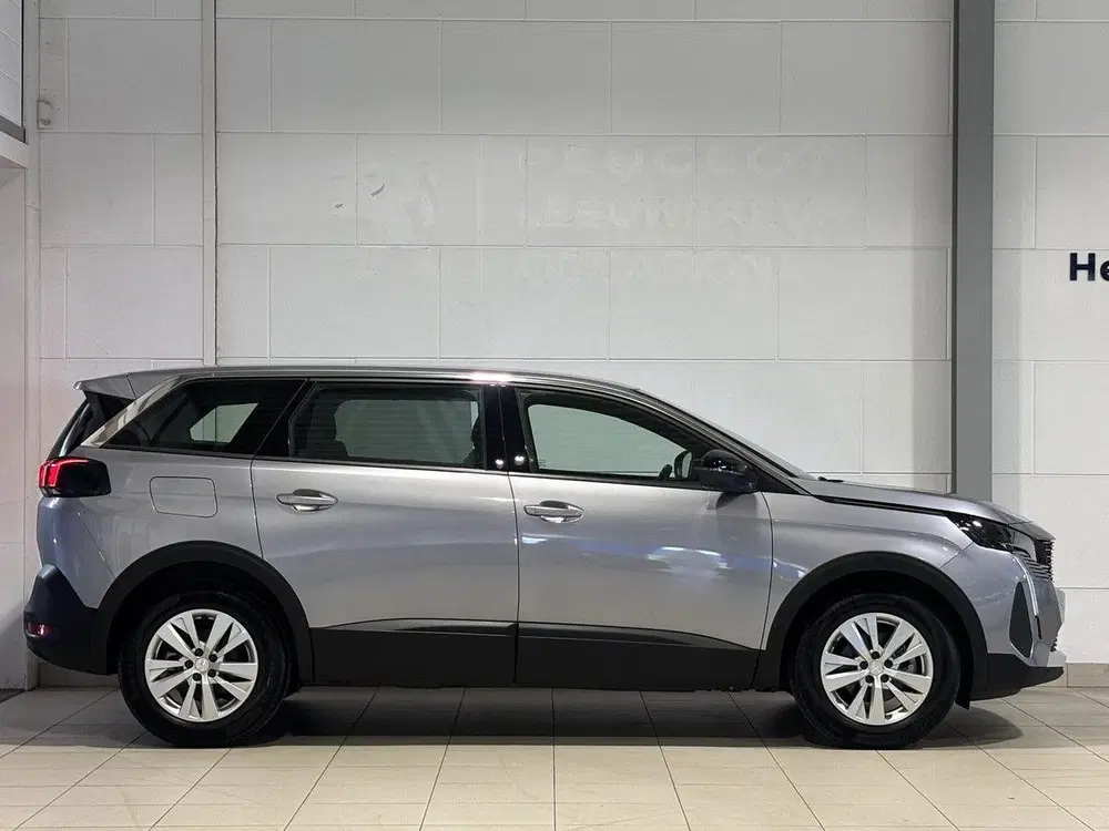 Peugeot 5008 Active Pack Business 1.2 Hybrid 145pk e-DS uit 2024, foto 6