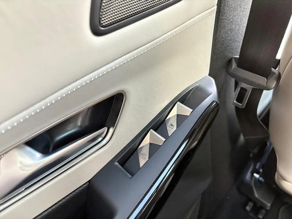 DS Automobiles DS 7 DS DS 7 La Premiere e-Tense 360pk PHEV 4x4 uit 2023, foto 15