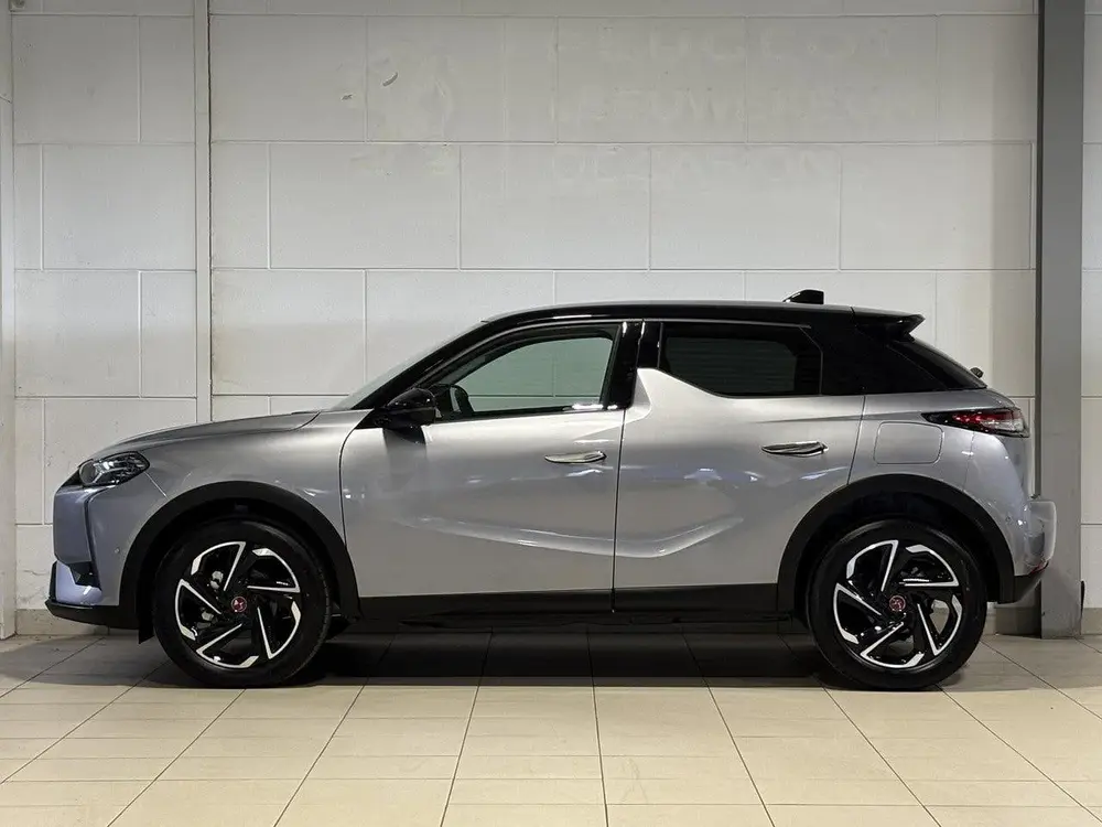 DS Automobiles DS 3 DS DS 3 Performance Line+ 1.2 Turbo 130pk uit 2023, foto 9