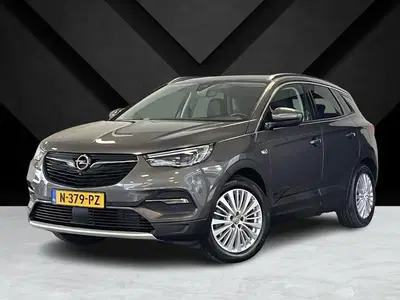 Opel Grandland X Innovation+ 1.6 PHEV 225pk Hybrid e-EAT8 uit 2020