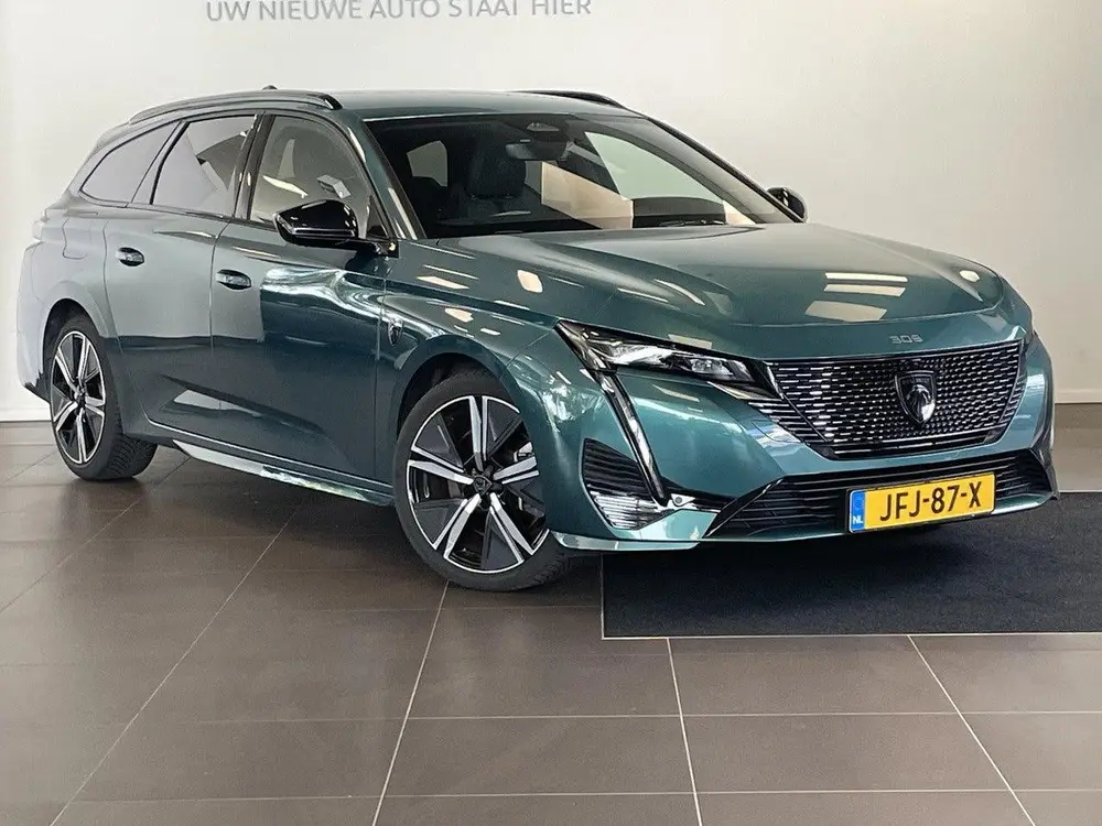 Peugeot 308 SW GT 1.6 HYbrid PHEV 225pk e-EAT8 uit 2024, foto 4