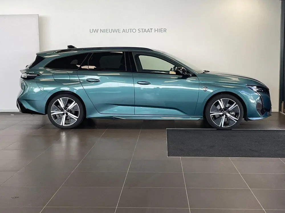 Peugeot 308 SW GT 1.6 HYbrid PHEV 225pk e-EAT8 uit 2024, foto 5