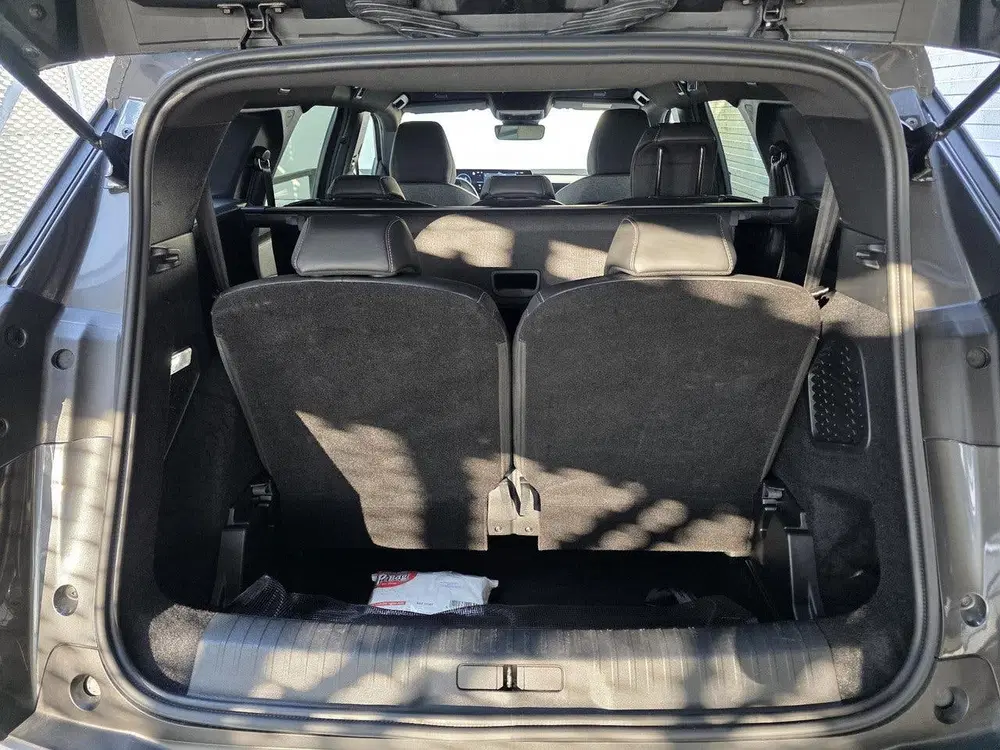 Peugeot 5008 Allure Pack 1.2 Hybrid 145pk e-DSC6 uit 2025, foto 12