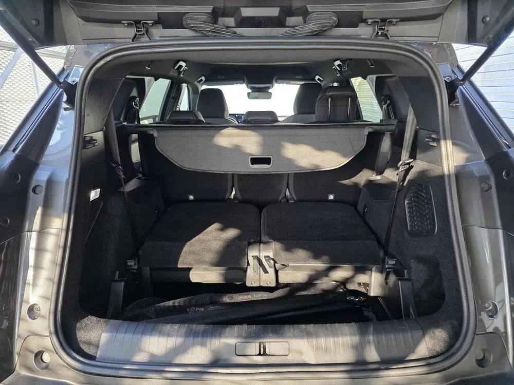 Peugeot 5008 Allure Pack 1.2 Hybrid 145pk e-DSC6 uit 2025, foto 14