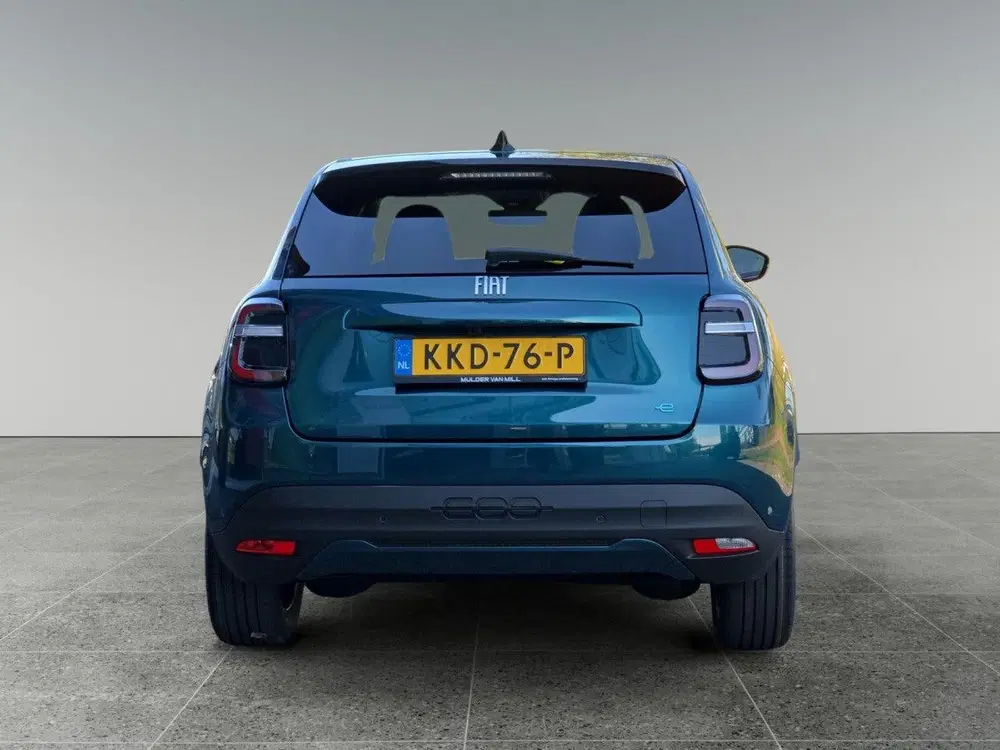 Fiat 600e La Prima EV 54kWh 156pk uit 2026, foto 3