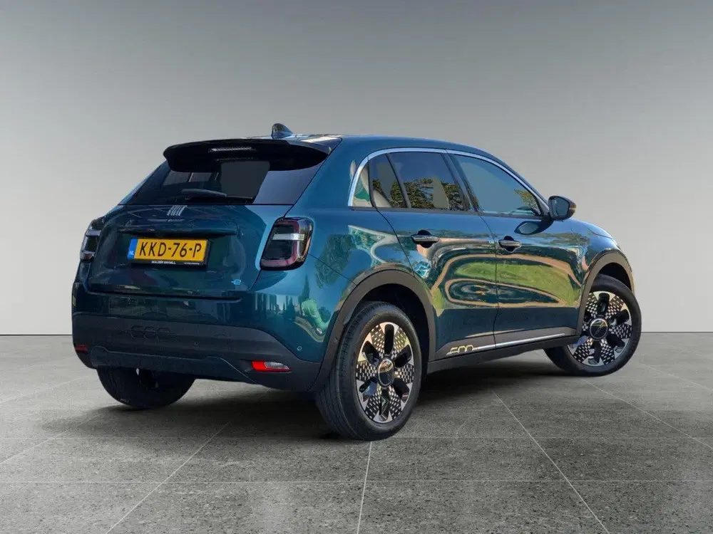 Fiat 600e La Prima EV 54kWh 156pk uit 2026, foto 4
