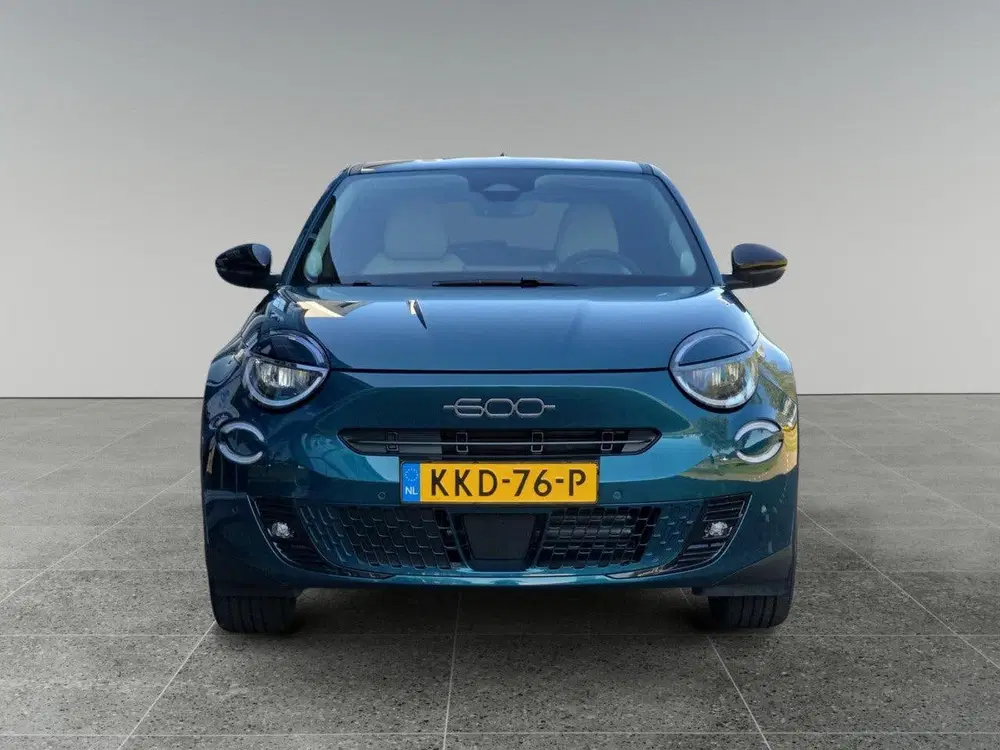 Fiat 600e La Prima EV 54kWh 156pk uit 2026, foto 5