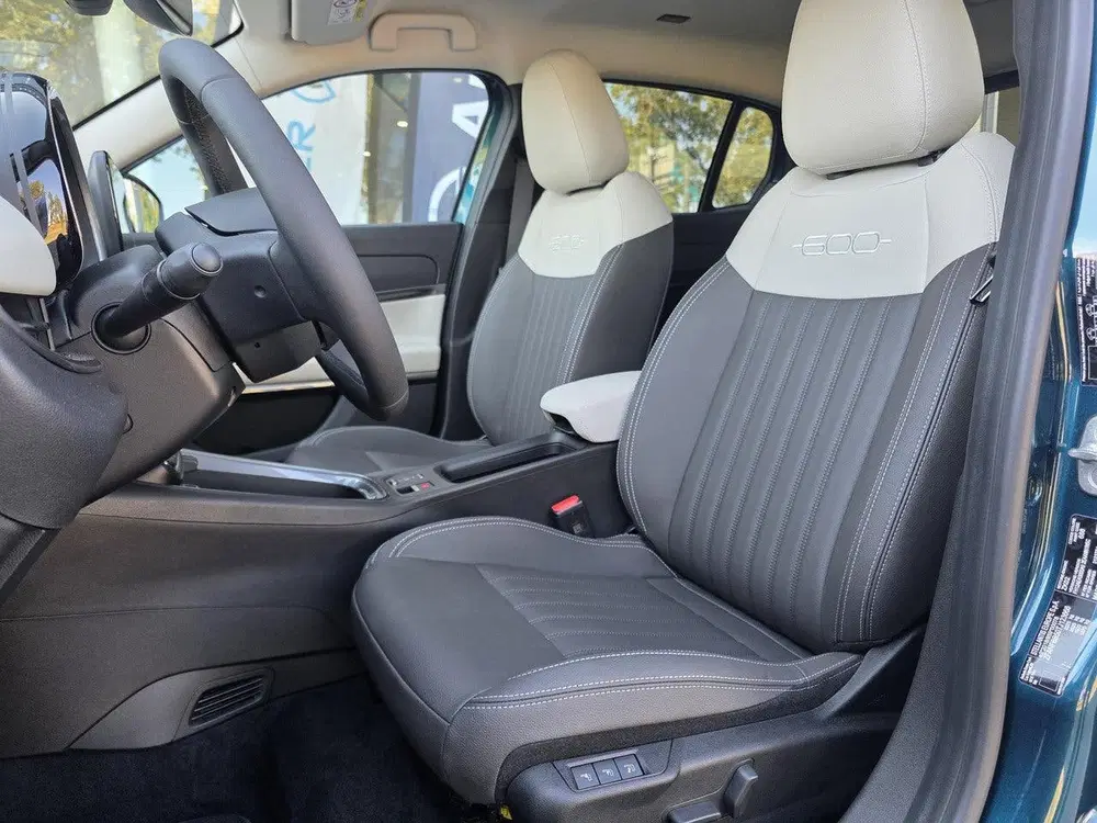 Fiat 600e La Prima EV 54kWh 156pk uit 2026, foto 9