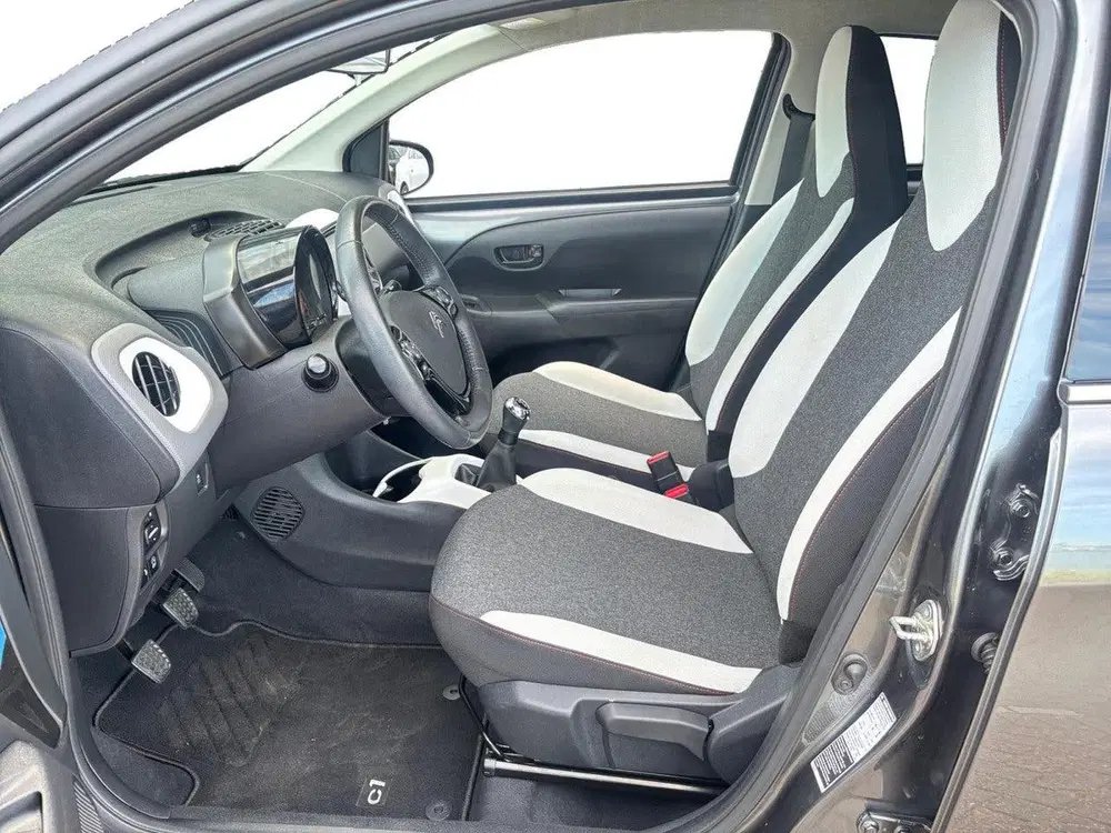 Citroën C1 5-deurs Millenium Feel 1.0 e-VTi 72pk uit 2021, foto 9