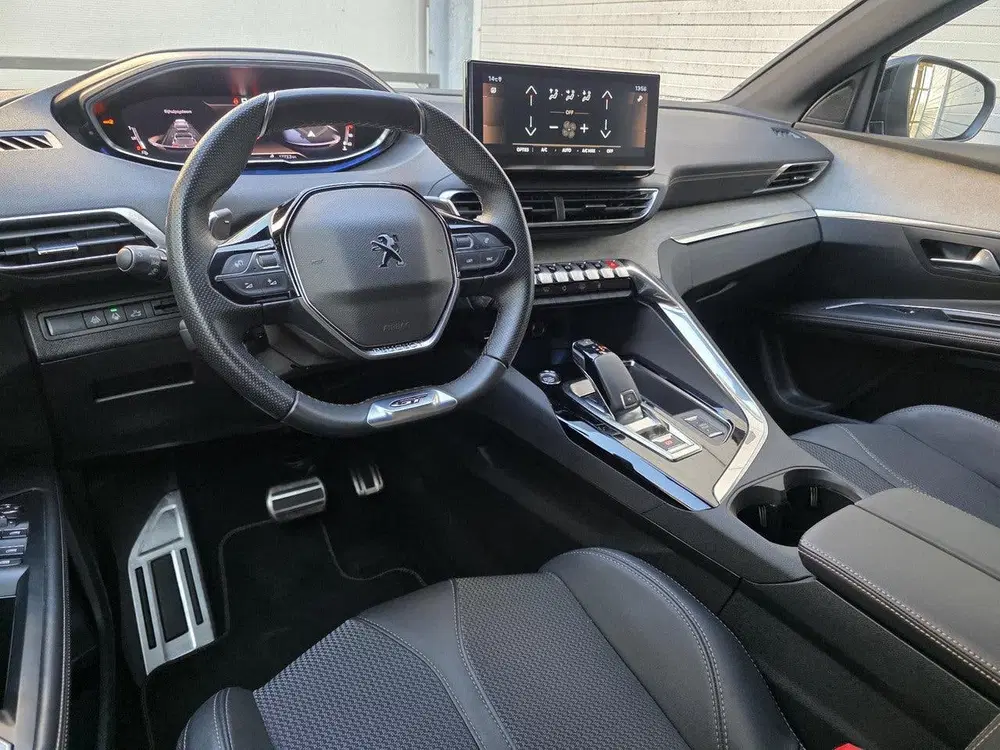 Peugeot 5008 GT 1.2 Turbo 130pk EAT8 uit 2023, foto 16