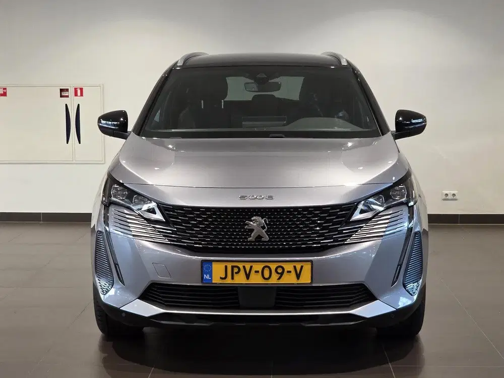 Peugeot 5008 GT 1.2 Turbo 130pk EAT8 uit 2023, foto 2