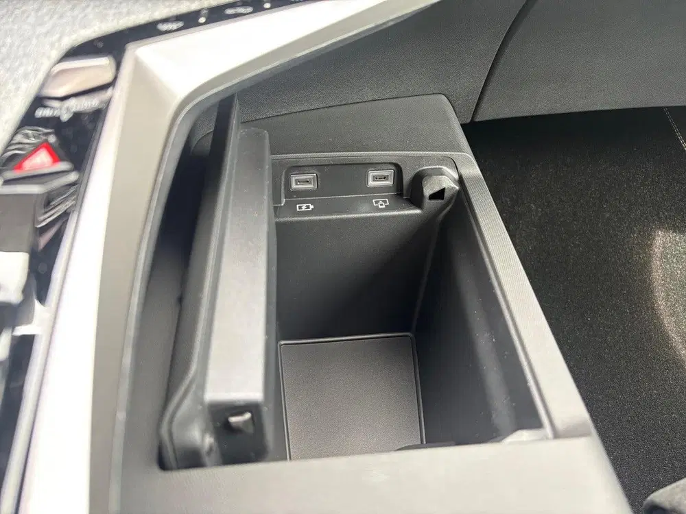 Peugeot 3008 Allure 1.2 Hybrid 145pk e-DSC6 uit 2024, foto 14