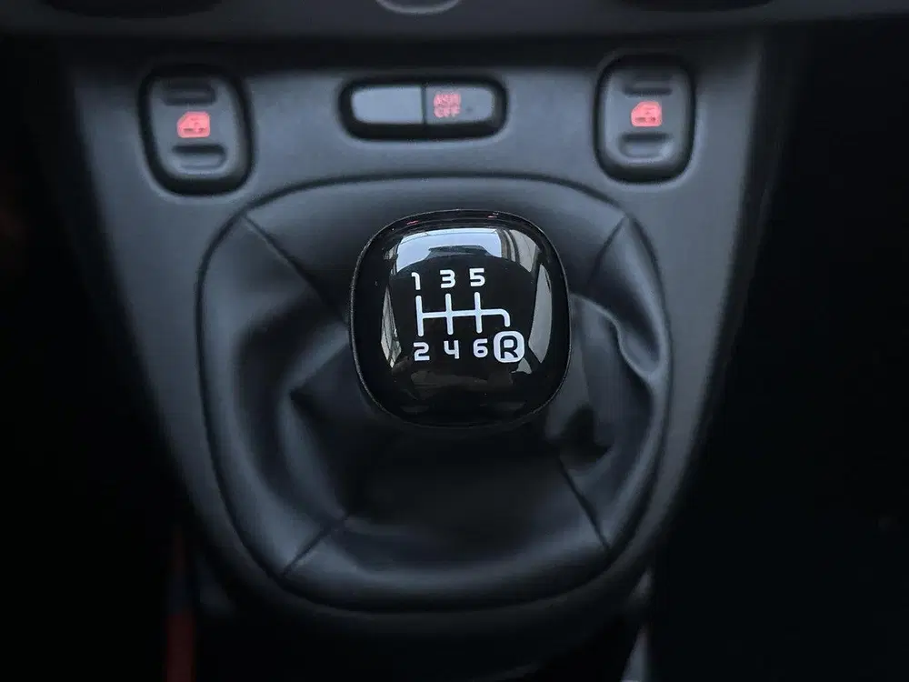 Fiat Panda City Cross 1.0 Hybrid 70pk uit 2023, foto 20