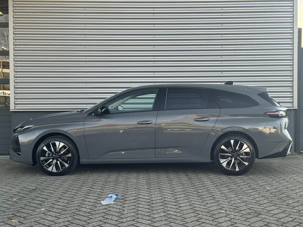 Peugeot 308 SW Allure 1.2 Hybrid 145pk e-DCS6 uit 2025, foto 6