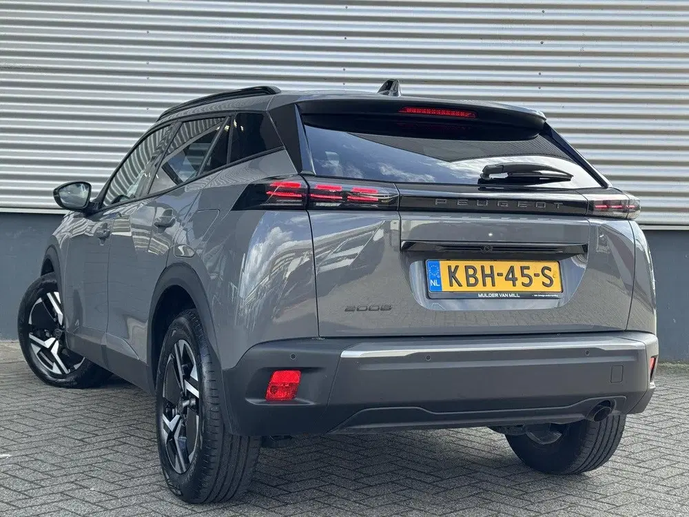 Peugeot 2008 Allure Pack 1.2 Turbo 100pk uit 2024, foto 6