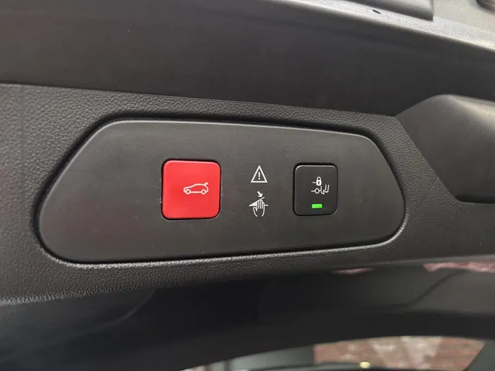 Opel Grandland X Ultimate+ 1.6 HYbrid4 PHEV 300pk 4x4 e-EAT uit 2020, foto 16