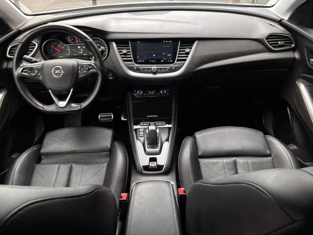 Opel Grandland X Ultimate+ 1.6 HYbrid4 PHEV 300pk 4x4 e-EAT uit 2020, foto 20