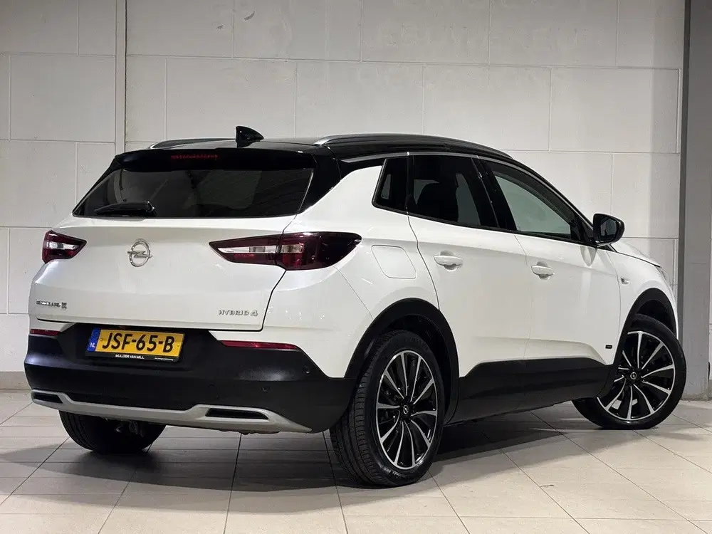 Opel Grandland X Ultimate+ 1.6 HYbrid4 PHEV 300pk 4x4 e-EAT uit 2020, foto 6