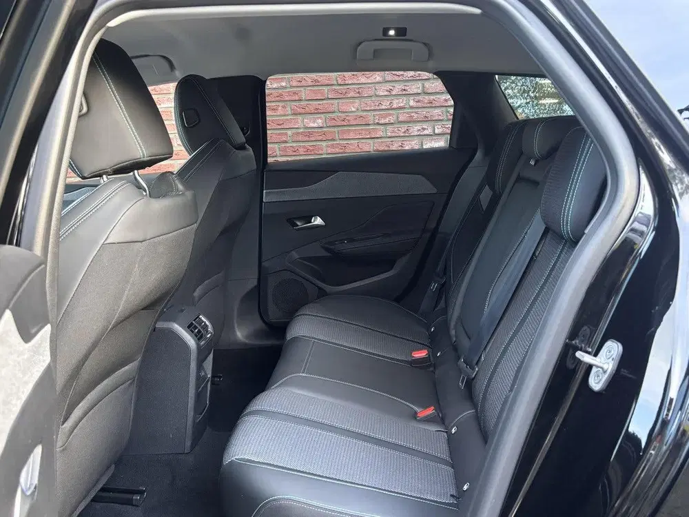 Peugeot 308 SW Allure Pack 1.2 Turbo 130pk uit 2024, foto 12