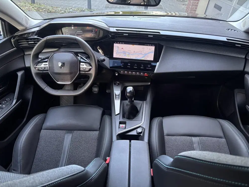 Peugeot 308 SW Allure Pack 1.2 Turbo 130pk uit 2024, foto 18