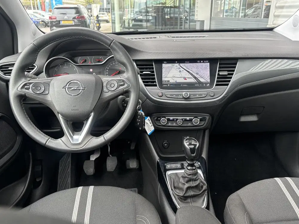 Opel Crossland Elegance 1.2 Turbo 110pk uit 2024, foto 15
