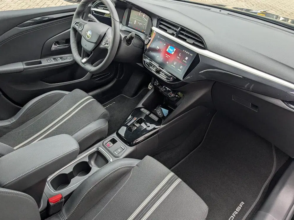 Opel Corsa GS 1.2 Turbo 100pk EAT8 uit 2023, foto 10