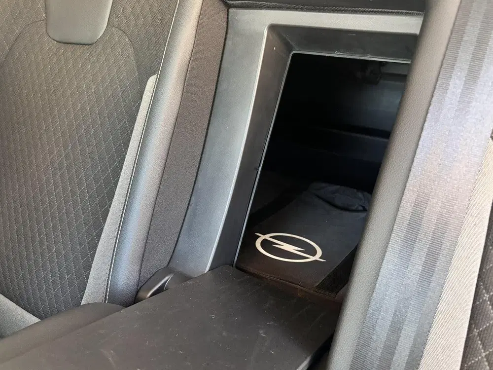 Opel Grandland X Elegance 1.6 PHEV 225pk Hybrid e-EAT8 uit 2021, foto 15