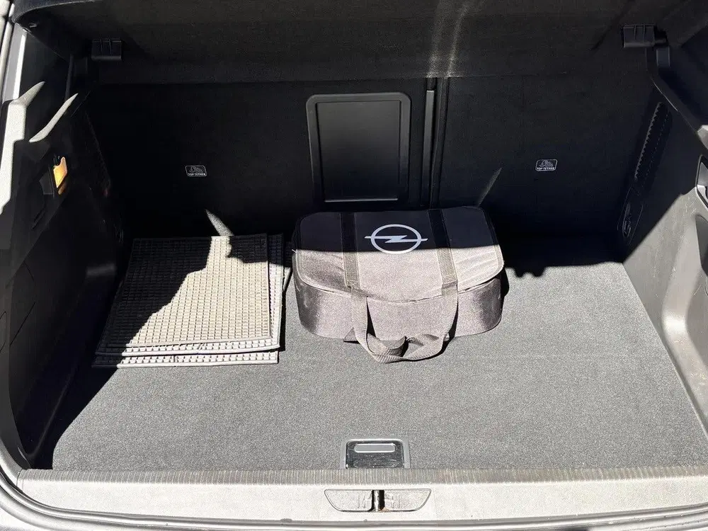 Opel Grandland X Elegance 1.6 PHEV 225pk Hybrid e-EAT8 uit 2021, foto 16