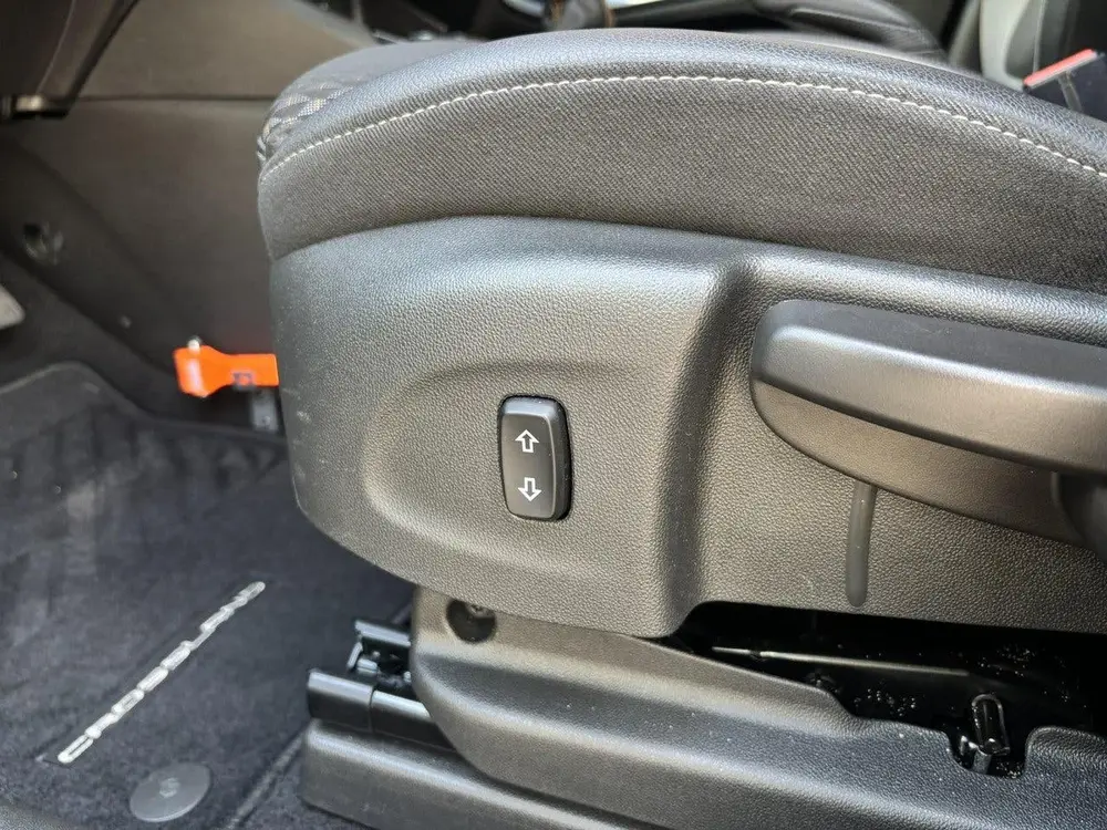 Opel Crossland Innovation 1.2 Turbo 110pk uit 2019, foto 12