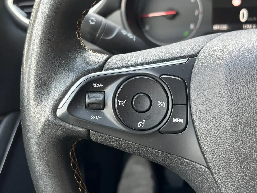 Opel Crossland Innovation 1.2 Turbo 110pk uit 2019, foto 19
