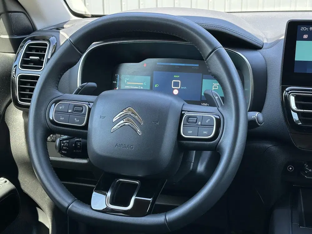 Citroën C5 Aircross 1.6 Plug-in Hybrid 225 Feel Navigatie uit 2023, foto 16