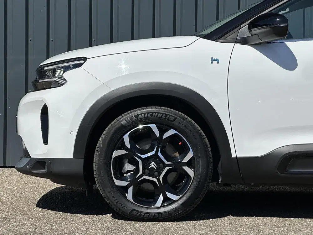 Citroën C5 Aircross 1.6 Plug-in Hybrid 225 Feel Navigatie uit 2023, foto 8