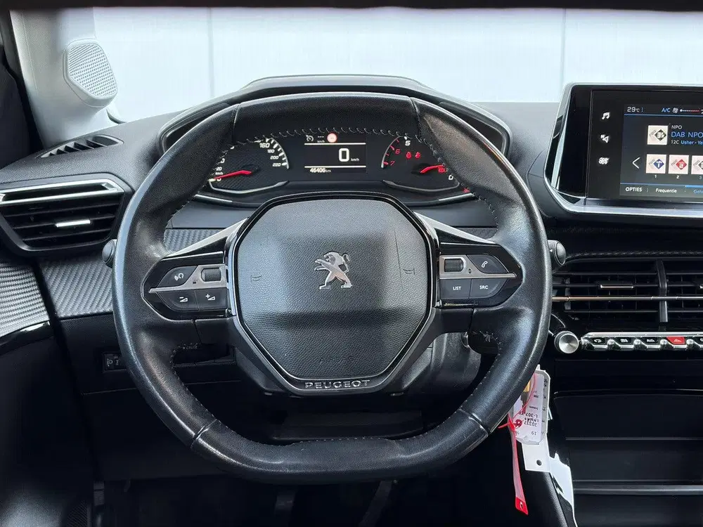 Peugeot 208 1.2 PureTech Active uit 2021, foto 14