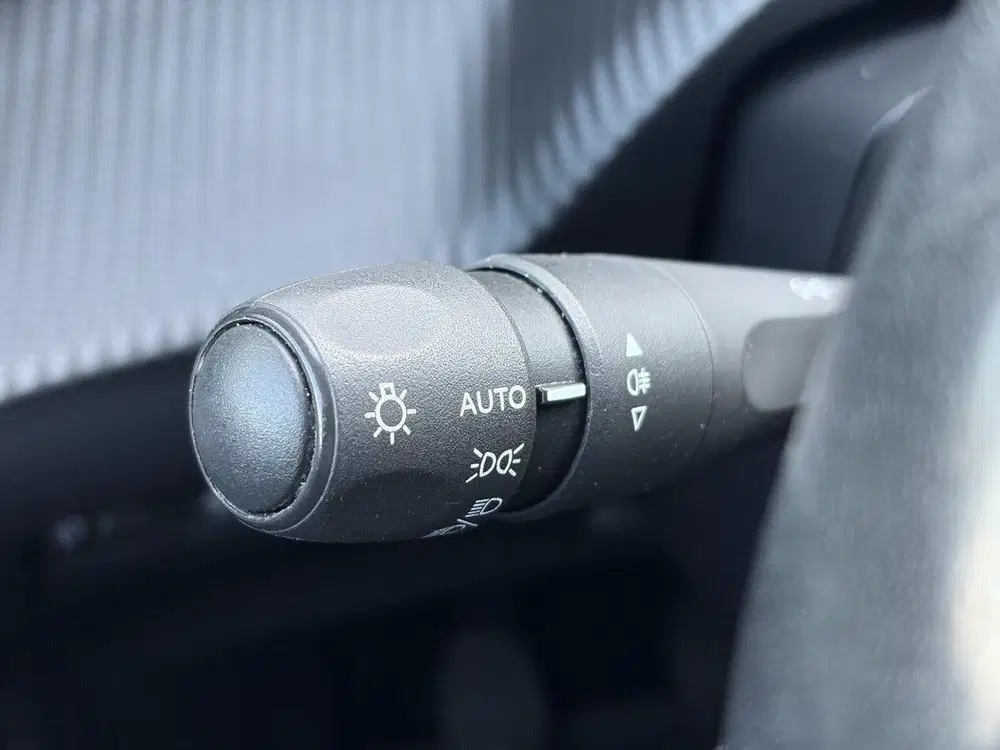 Peugeot 208 1.2 PureTech Active uit 2021, foto 18