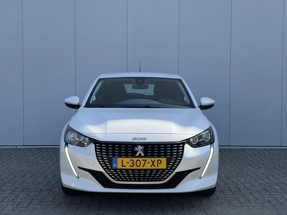 Peugeot 208 1.2 PureTech Active uit 2021, foto 2