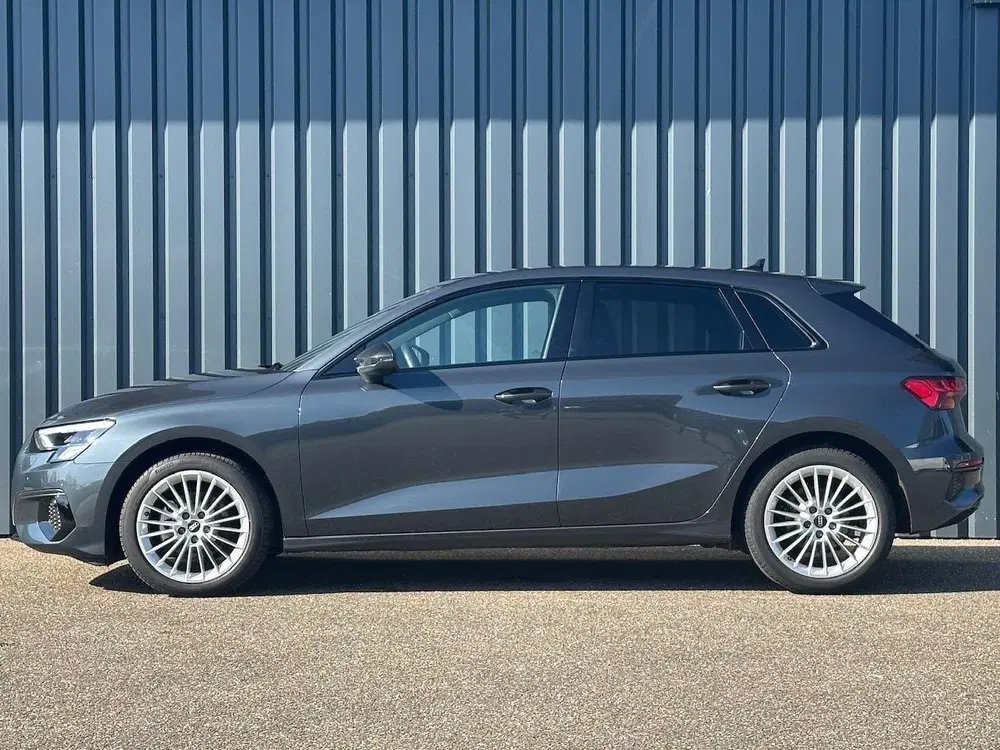 Audi A3 Sportback 30 TFSI 110pk MHEV S-tronic Adva uit 2022, foto 2