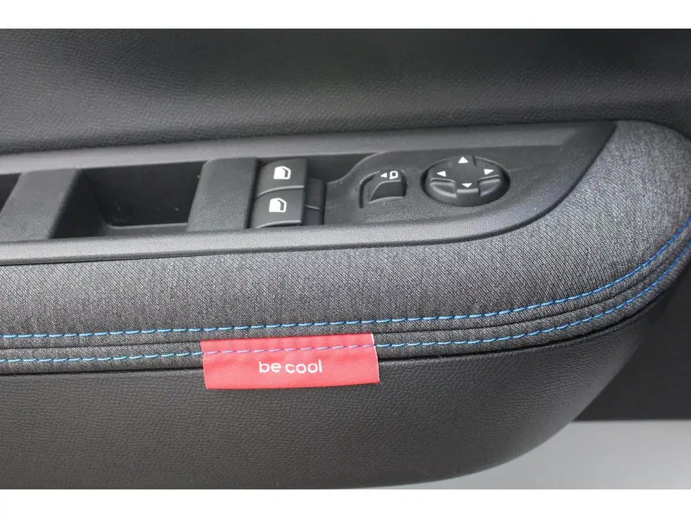 Citroën C3 1.2 Hybrid 110pk Business Automaat Hybride uit 2026, foto 18