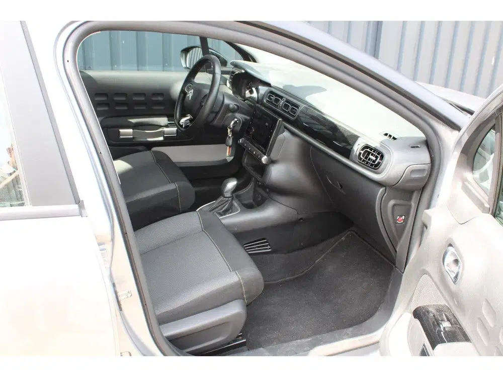 Citroën C3 1.2 PureTech Business Automaat uit 2021, foto 13