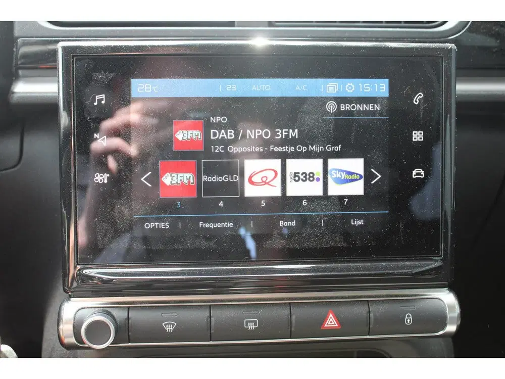 Citroën C3 1.2 PureTech Business Automaat uit 2021, foto 17