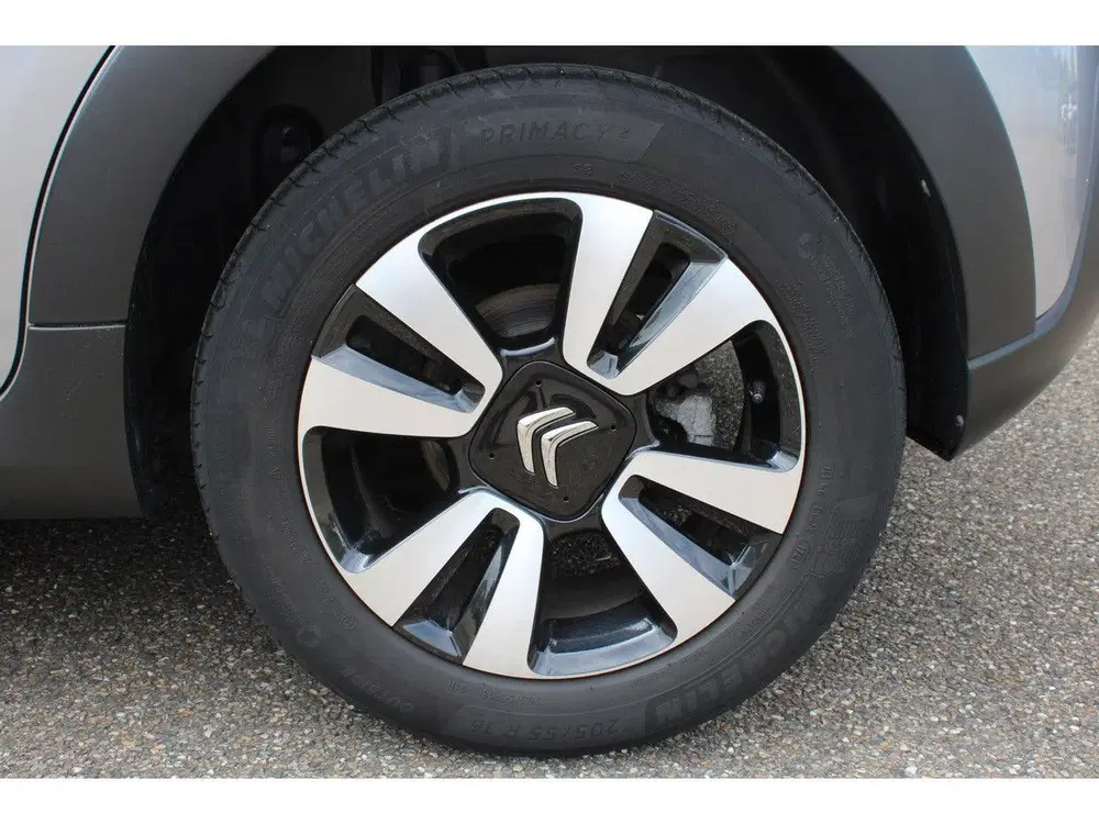 Citroën C3 1.2 PureTech Business Automaat uit 2021, foto 18