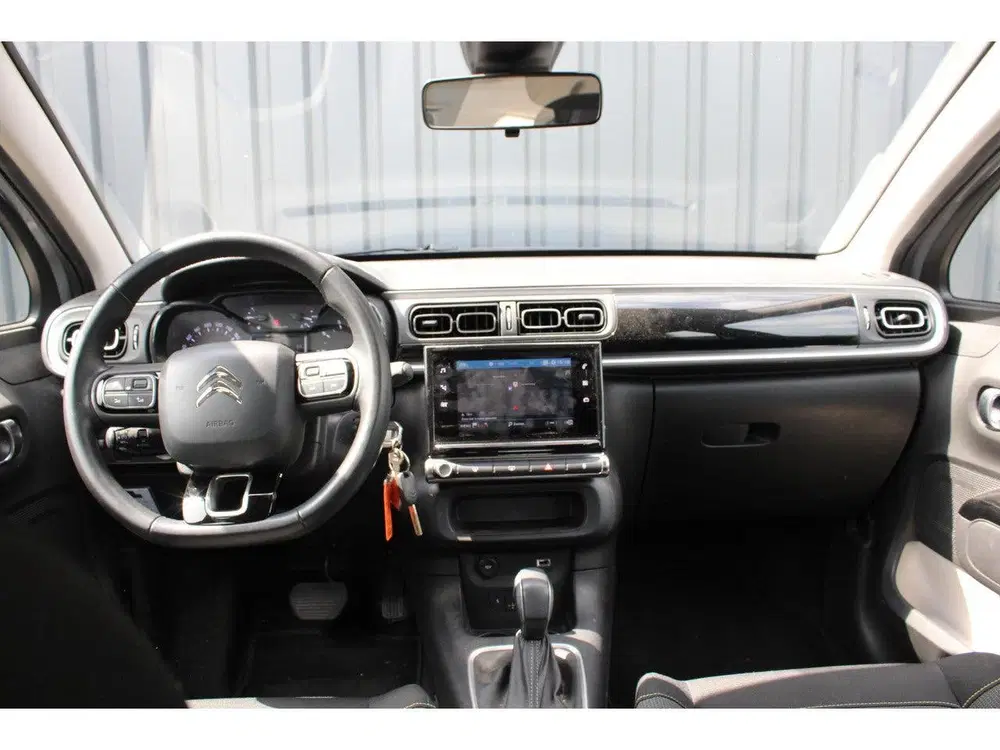 Citroën C3 1.2 PureTech Business Automaat uit 2021, foto 8