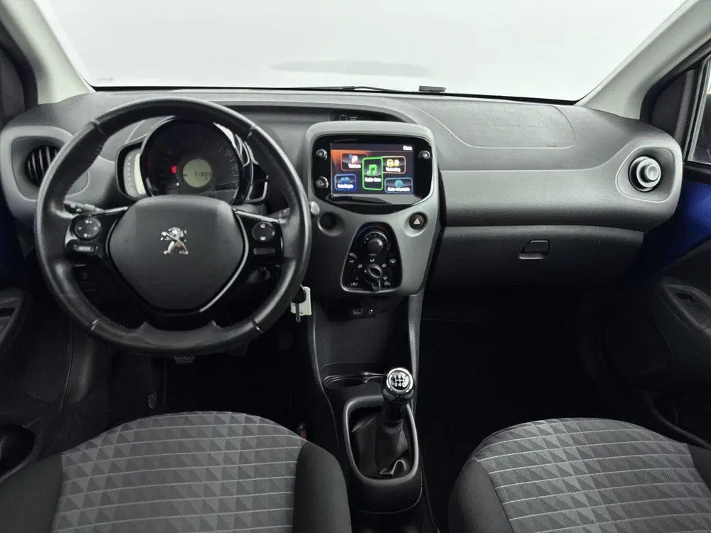Peugeot 108 Active 75 pk uit 2021, foto 12