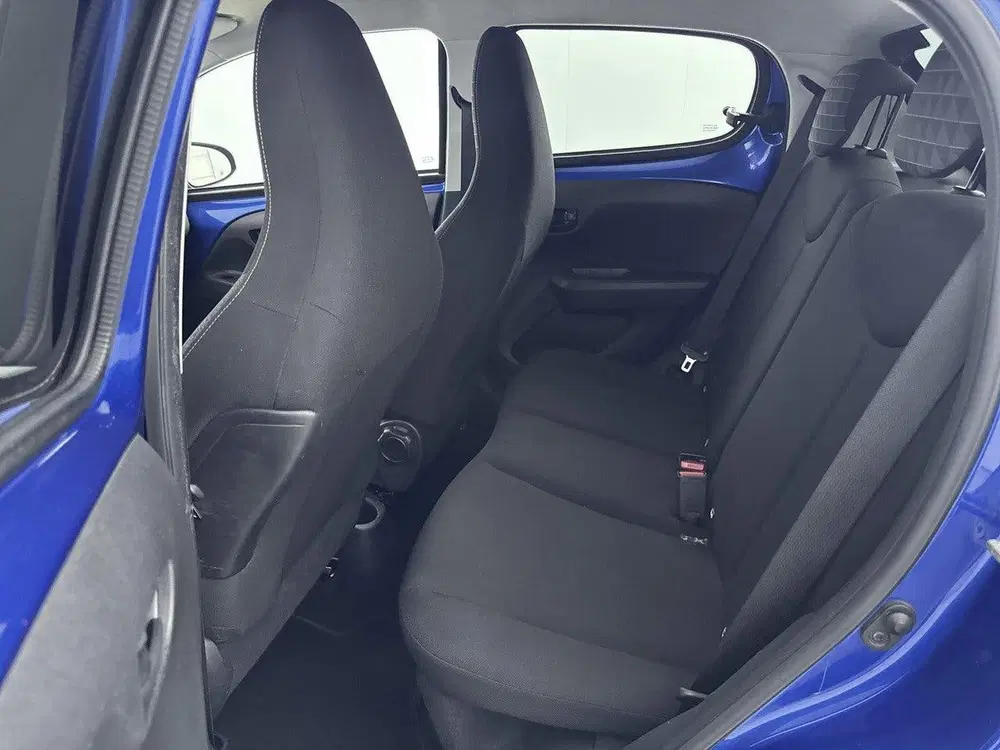 Peugeot 108 Active 75 pk uit 2021, foto 14