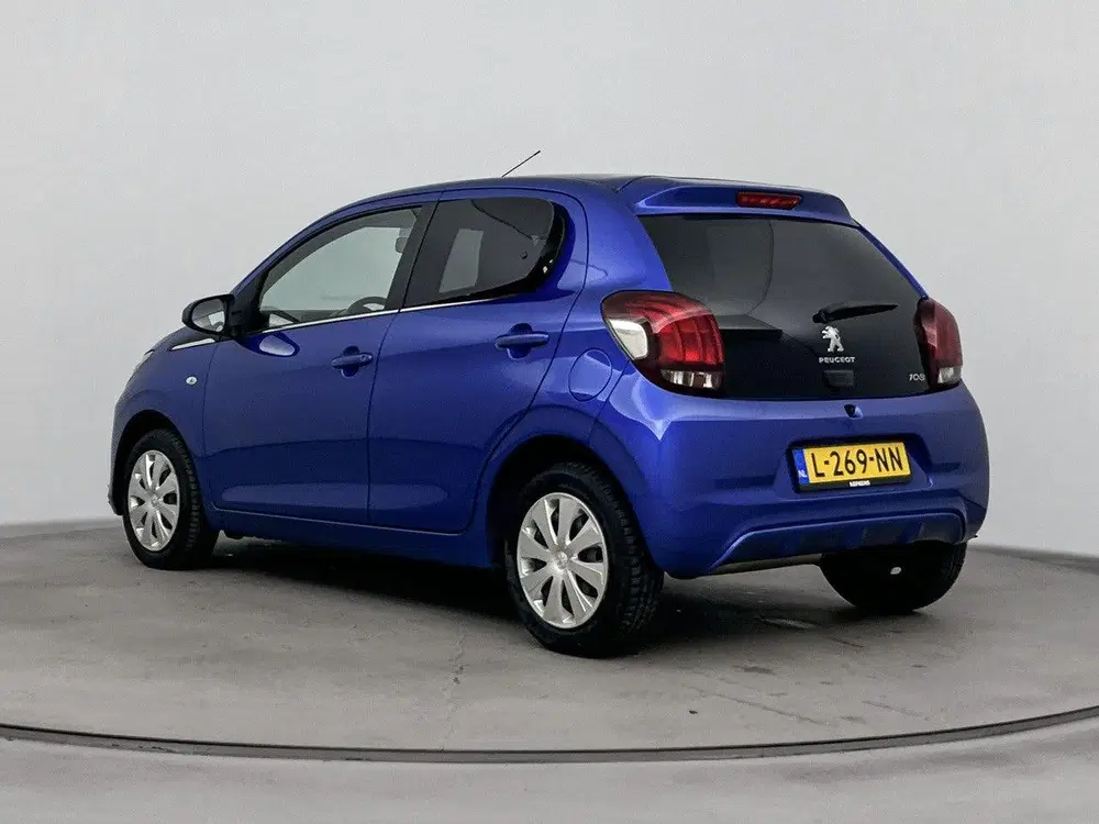 Peugeot 108 Active 75 pk uit 2021, foto 3